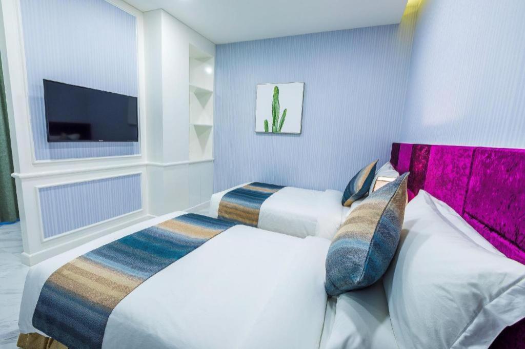 V Boutique Hotel Phnom Penh Eksteriør bilde