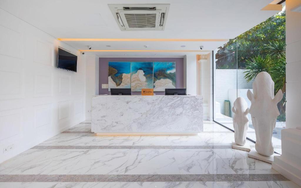 V Boutique Hotel Phnom Penh Eksteriør bilde