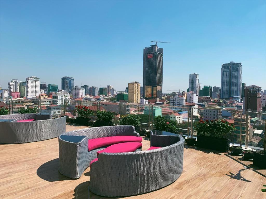 V Boutique Hotel Phnom Penh Eksteriør bilde