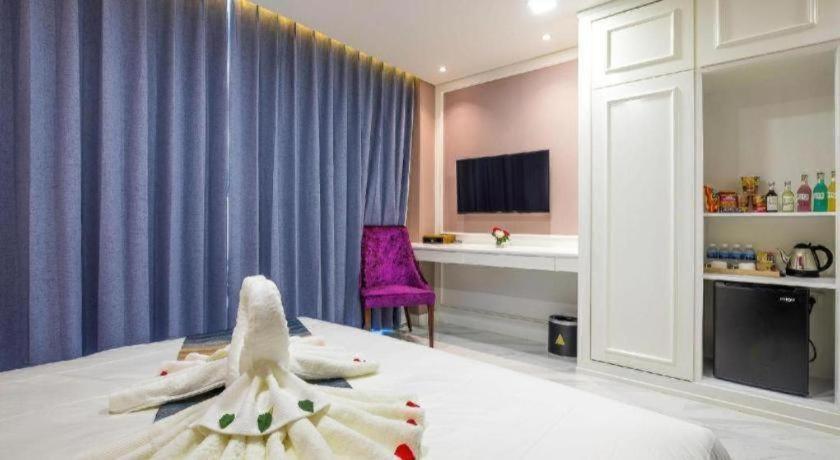 V Boutique Hotel Phnom Penh Eksteriør bilde