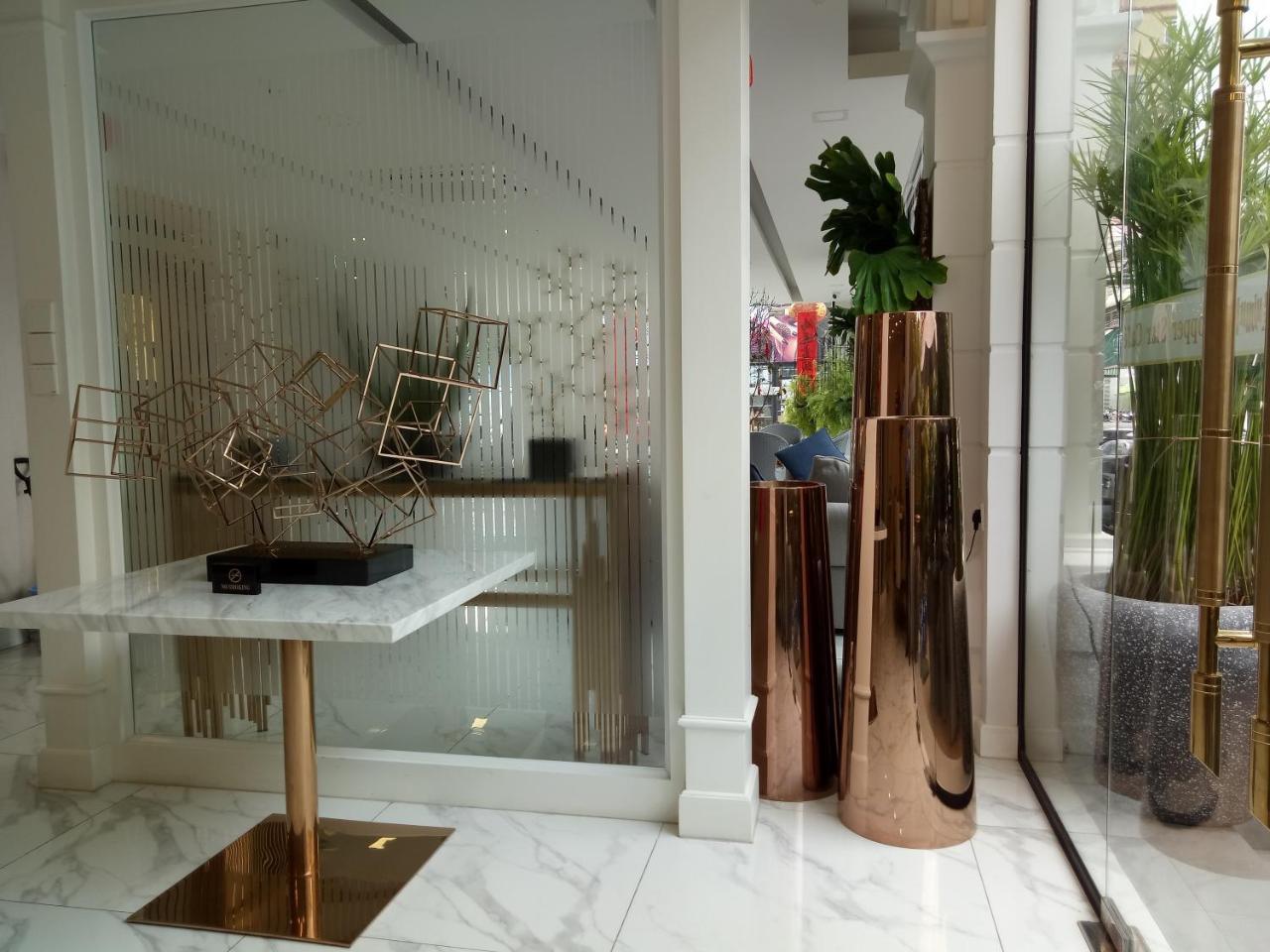 V Boutique Hotel Phnom Penh Eksteriør bilde